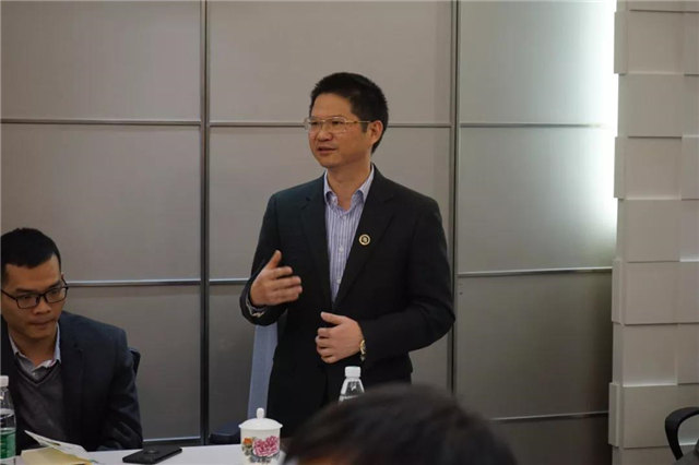 南部地區(qū)不飽和樹脂生產(chǎn)企業(yè)座談會在廣東博皓圓滿舉行,廣東博皓董事長賴厚平先生作了發(fā)言