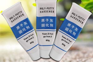 原子灰固化劑 玻璃鋼復合材料模具制品填坑補土廣東廠家 原子灰固化劑 玻璃鋼復合材料模具制品填坑補土廣東廠家